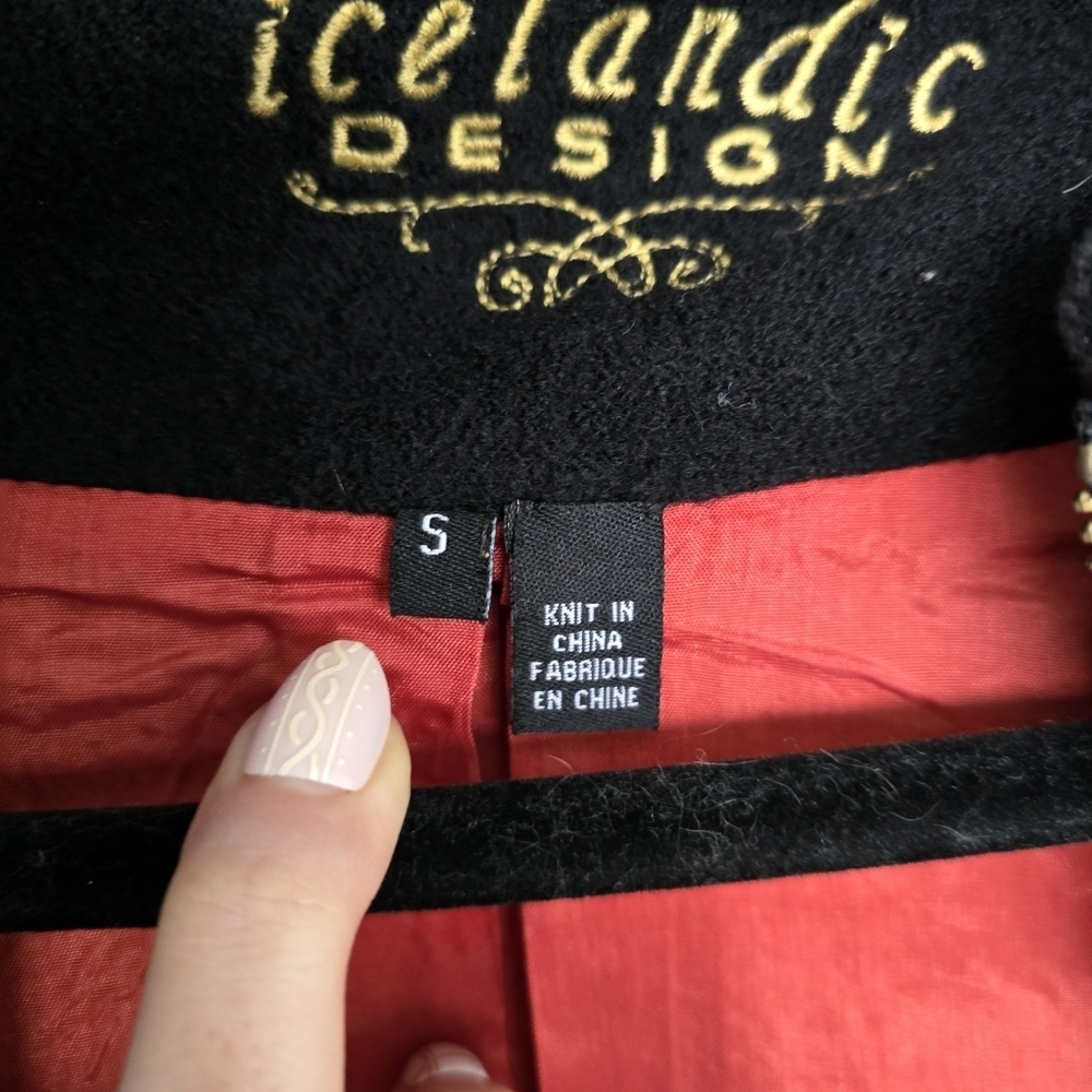 100% Wool Embroideed Jacket - Picture 10 of 12